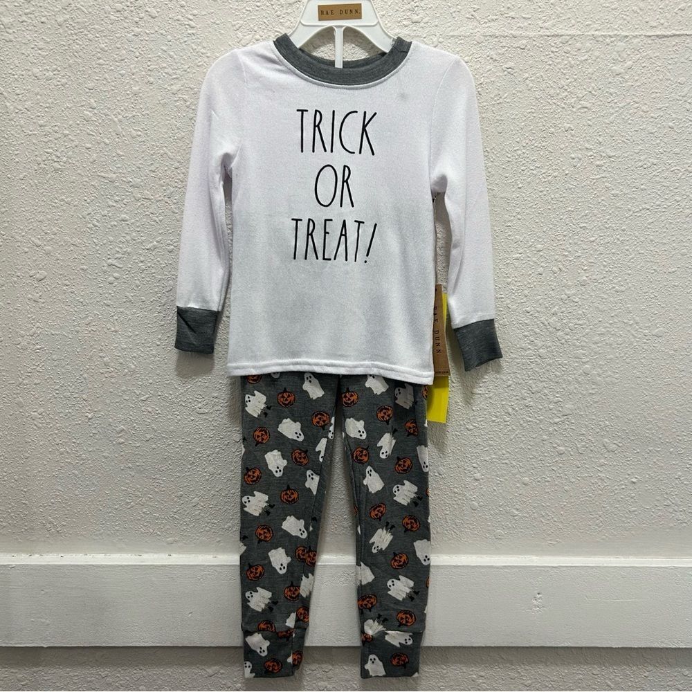 Rae Dunn Boys Halloween "Trick or Treat" Pajamas Set NWT 4T